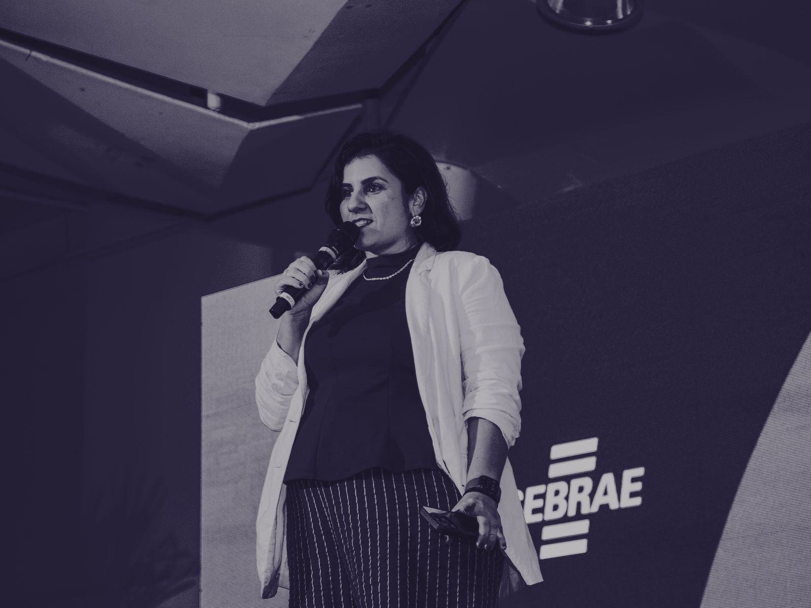 Ludymila Pimenta no palco do Sebrae, 2026